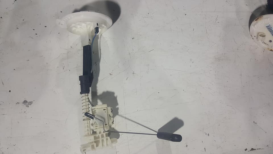 MEDIDOR DE NIVEL BOMBA DE BENCINA JEEP CHEROKEE 2014 AL 2018